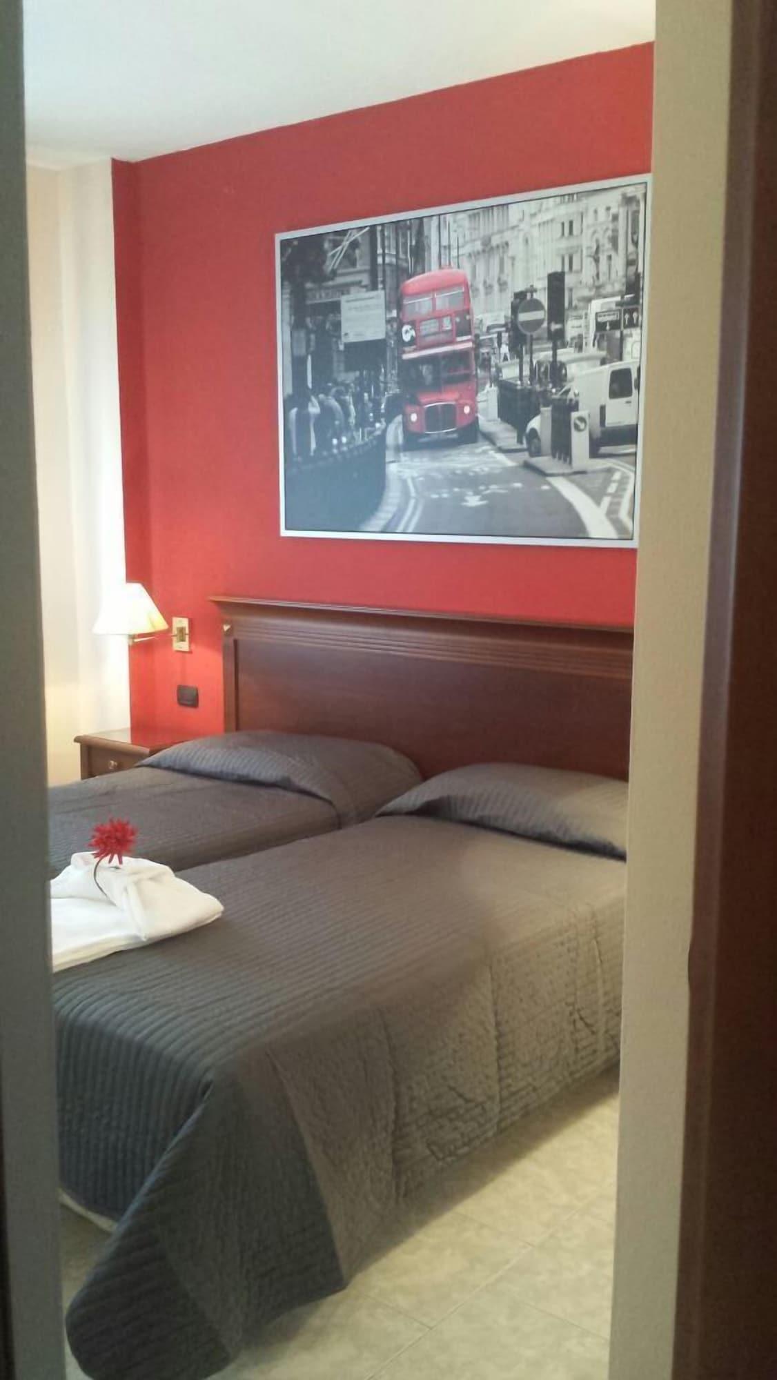 Hotel Fidenza Exterior photo