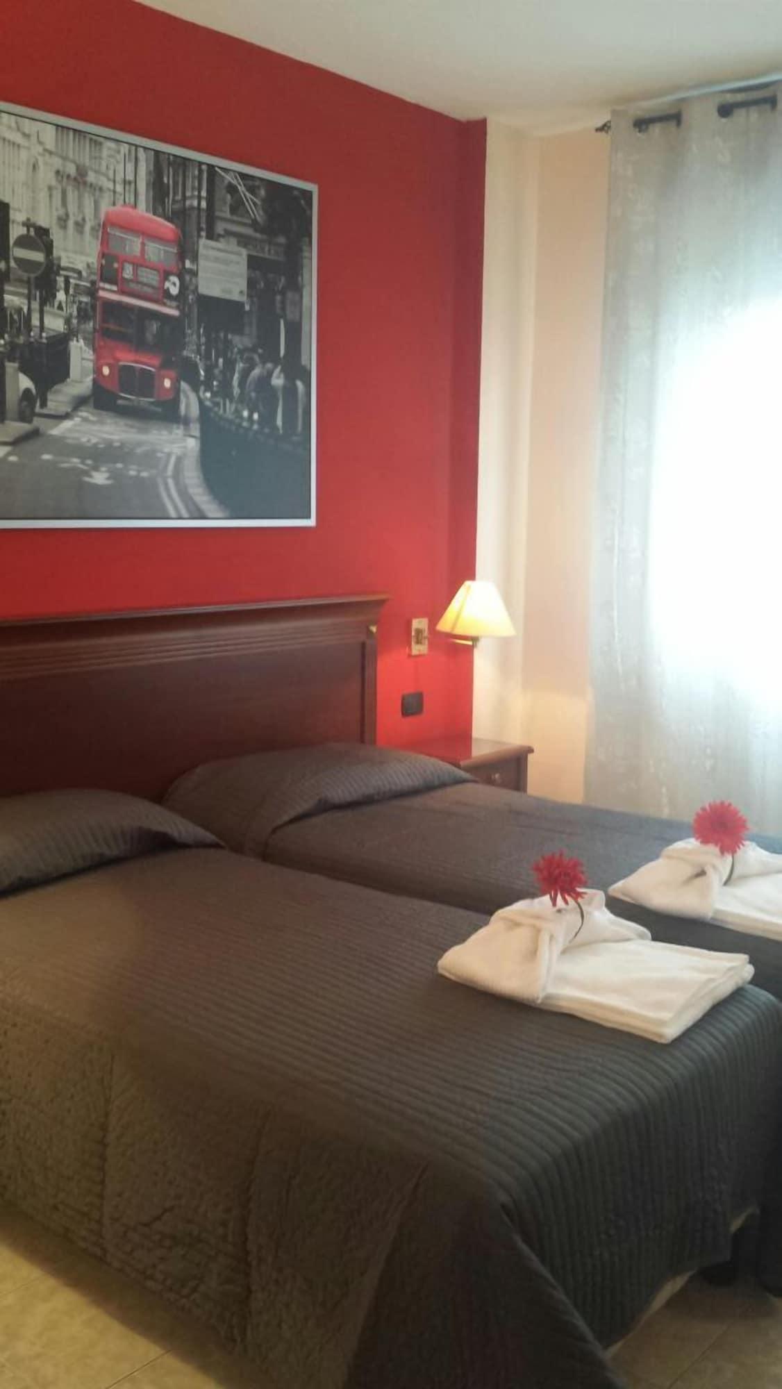 Hotel Fidenza Exterior photo