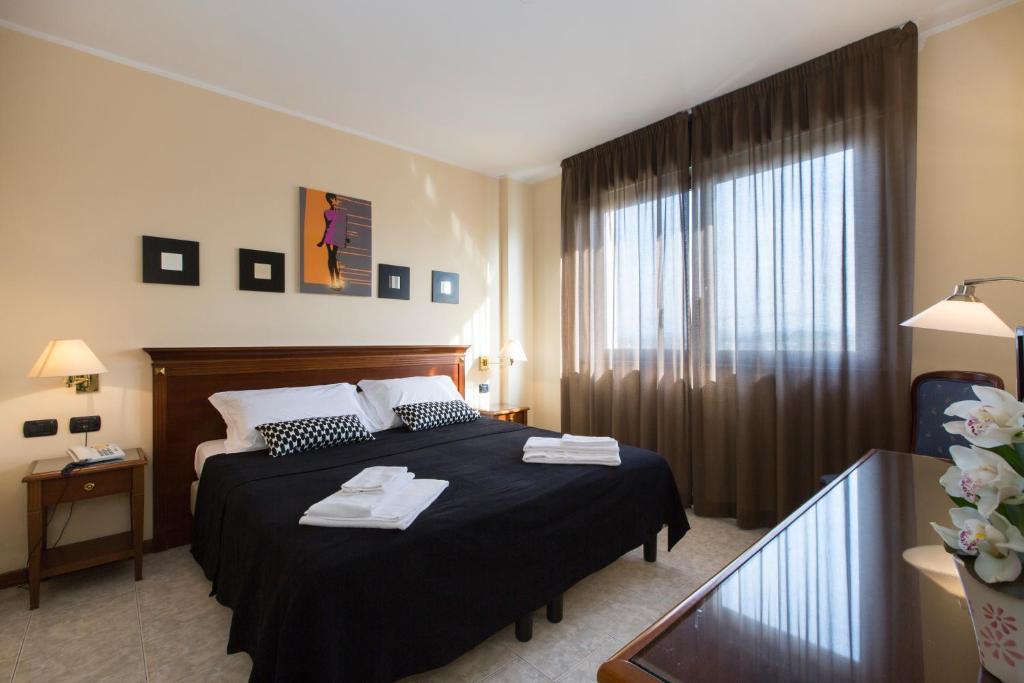 Hotel Fidenza Room photo
