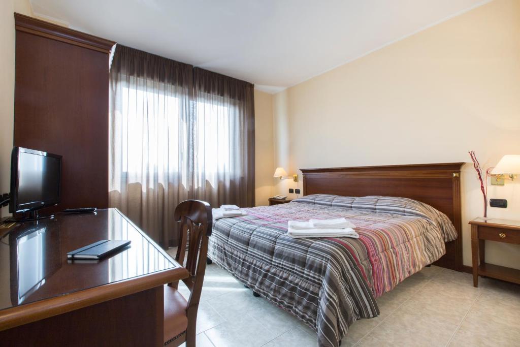 Hotel Fidenza Room photo